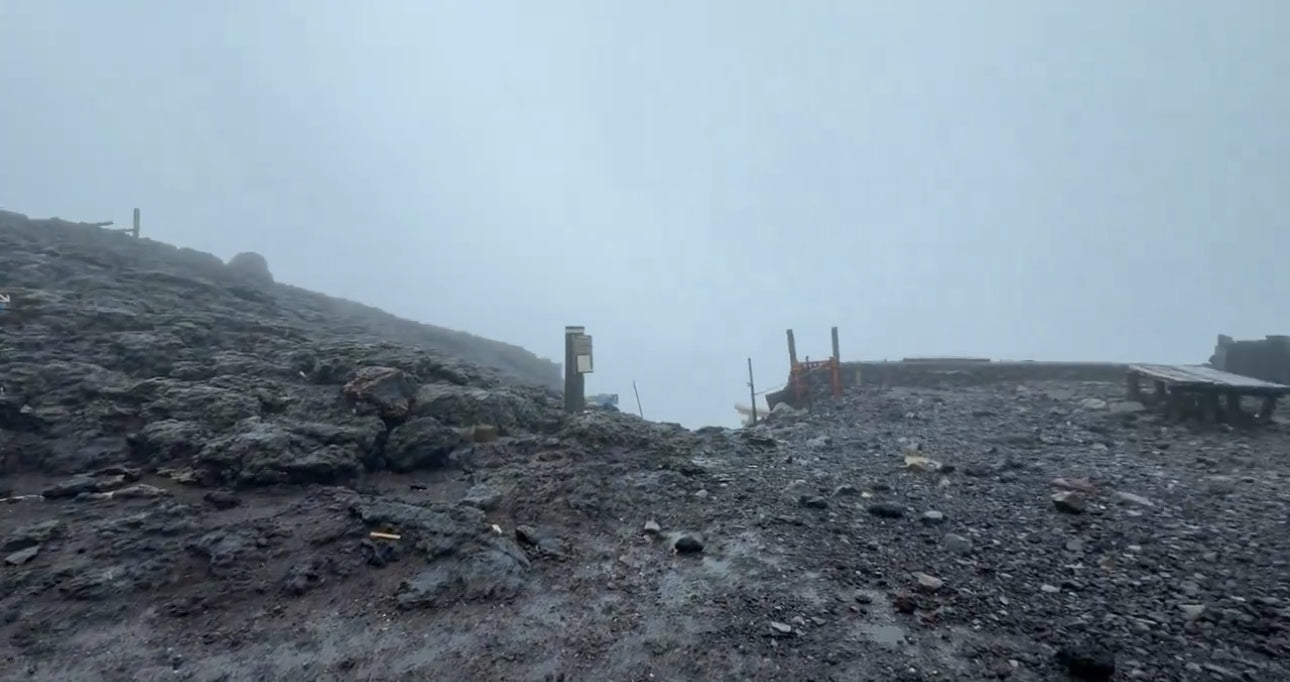富士山悪天候です!